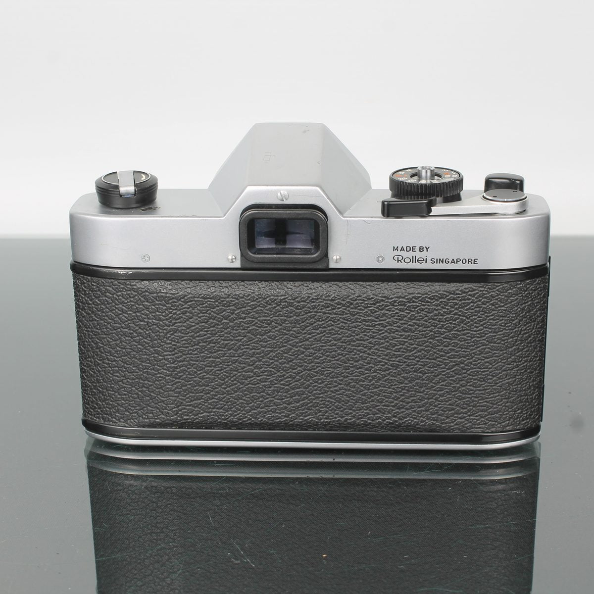 Rolleiflex SL35 + Rollei Planar 1.8/50