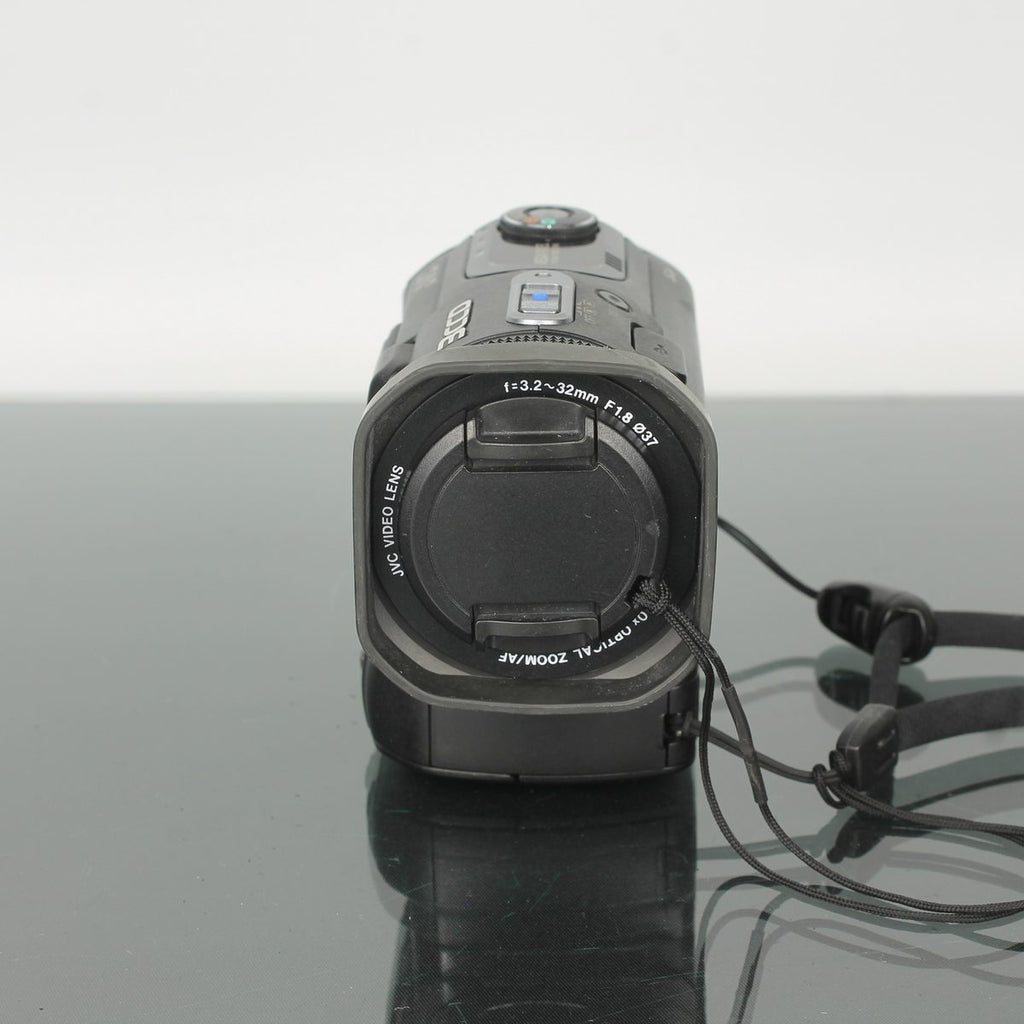 JVC 3CCD GZ-MC500E