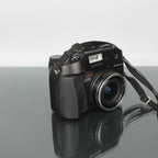 Olympus Camedia C-5060 Wide Zoom 5.7-22.9mm 1:2.8-4.8