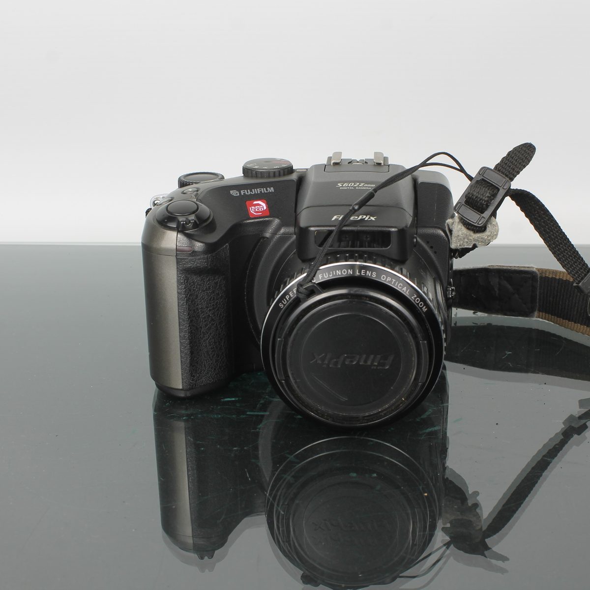 Fujifilm FinePix S602 Zoom