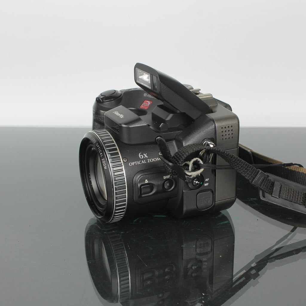 Fujifilm FinePix S602 Zoom