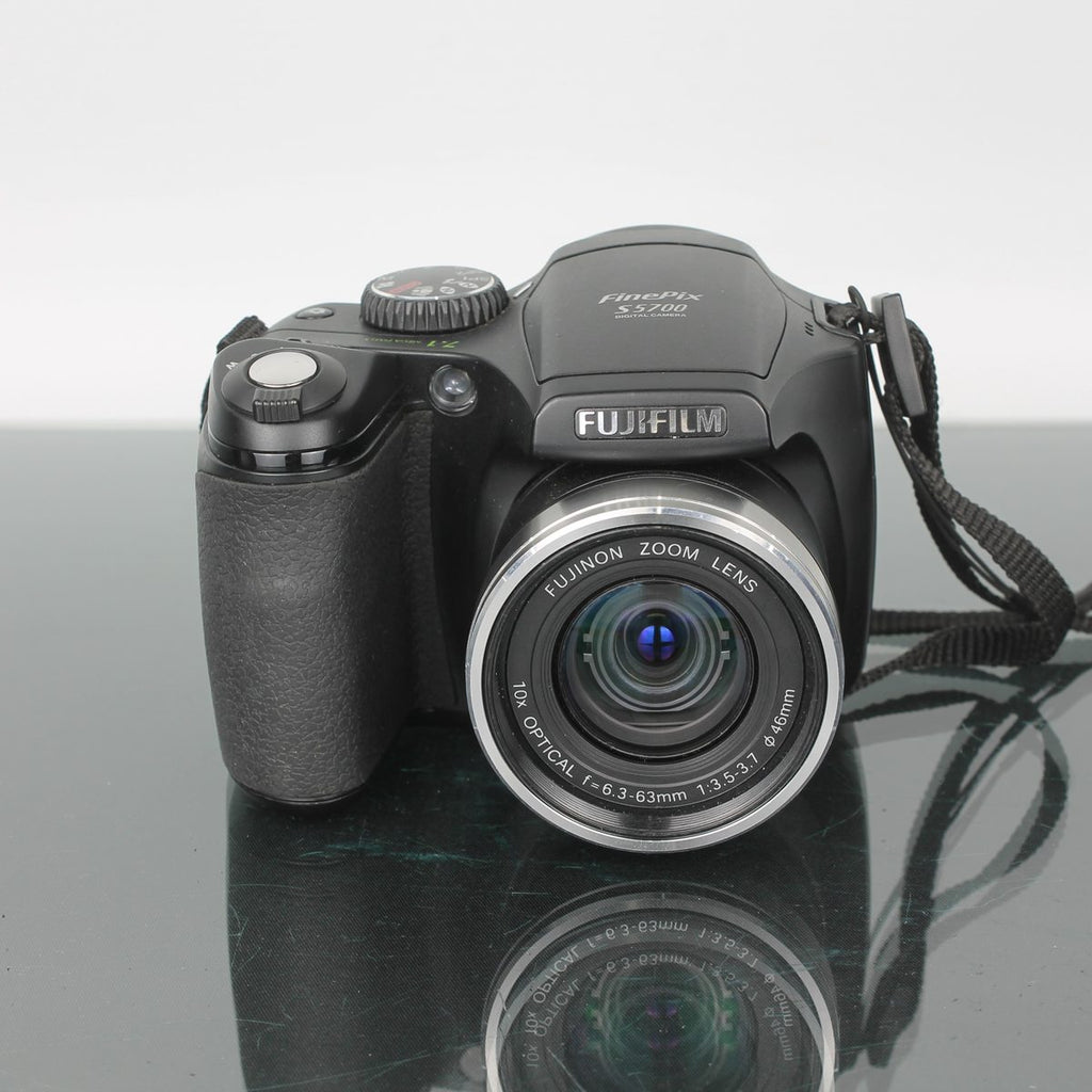 Fujifilm FinePix S5700