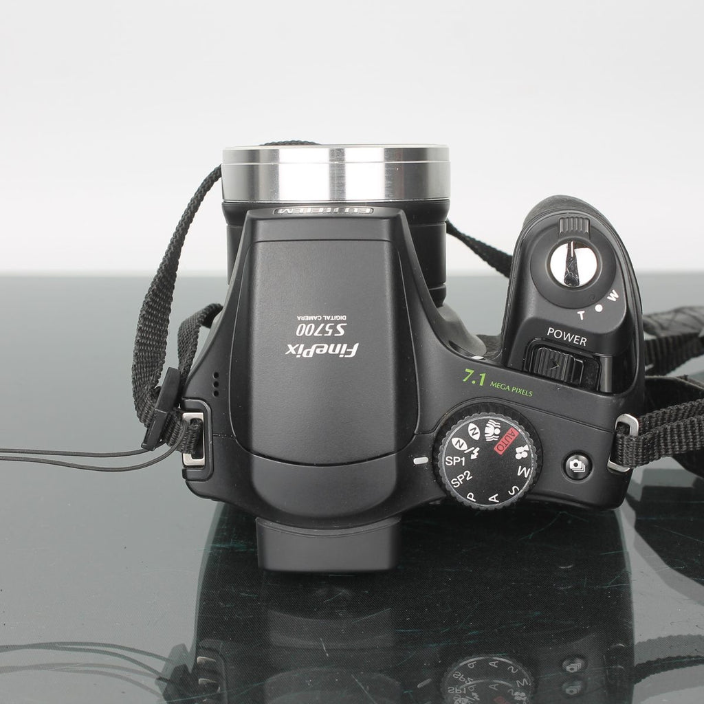 Fujifilm FinePix S5700