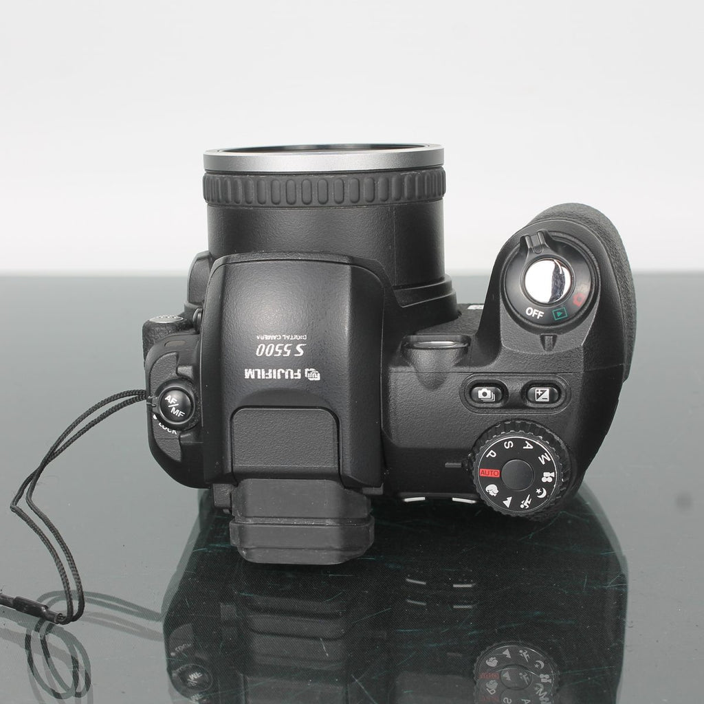 FUJIFILM S5500