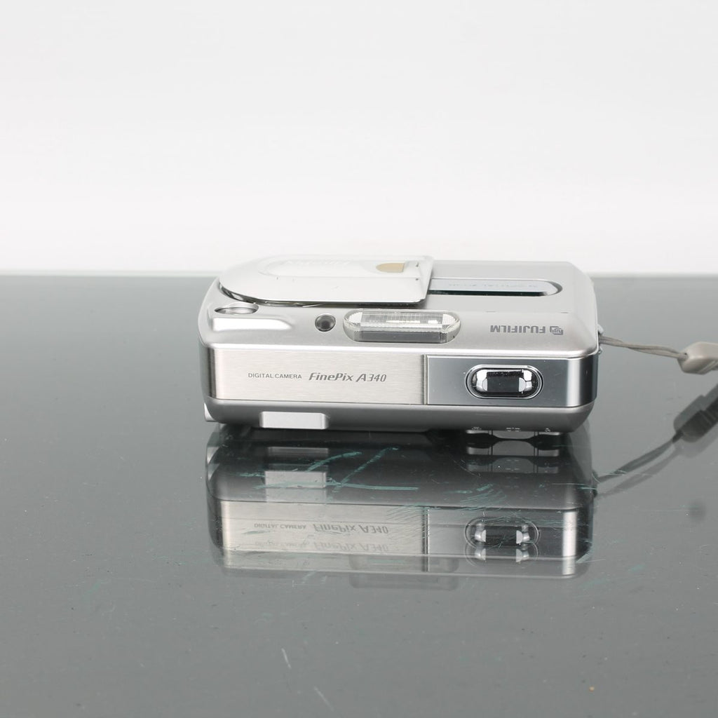 FUJIFILM FinePix A340