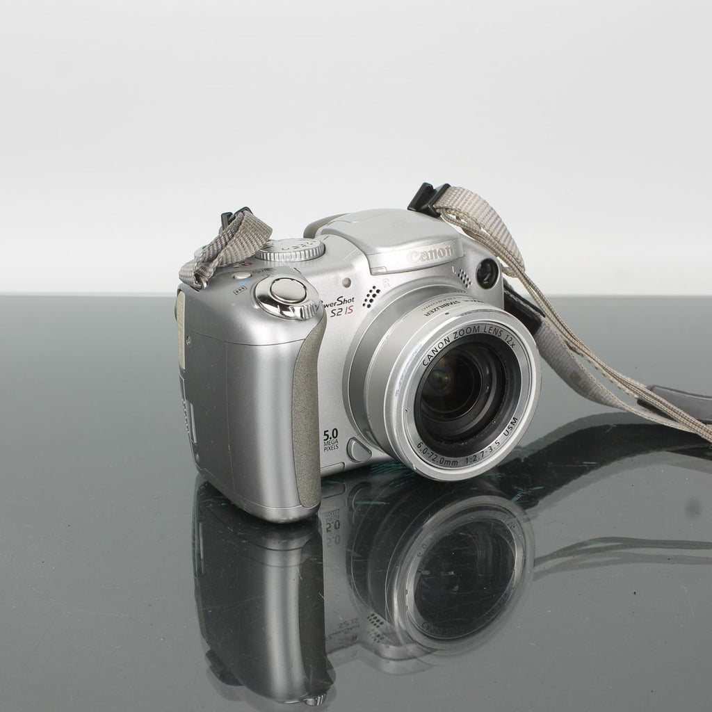 Canon PowerShot S2 IS