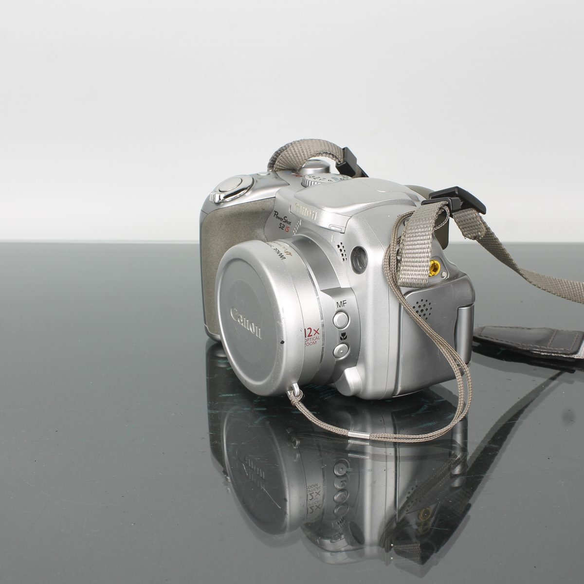 Canon PowerShot S2 IS Digital Bridge Camera – Dutch|Thrift