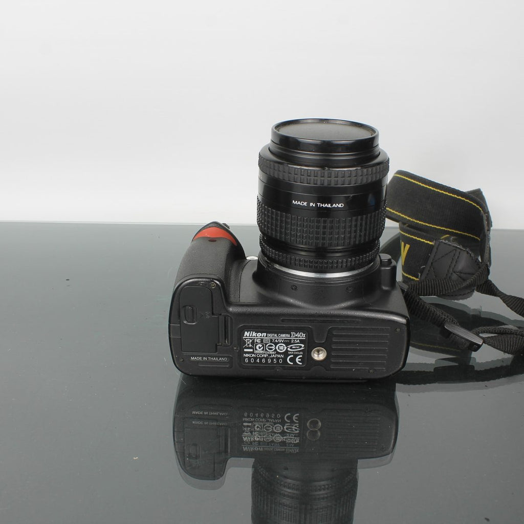 Nikon D40X