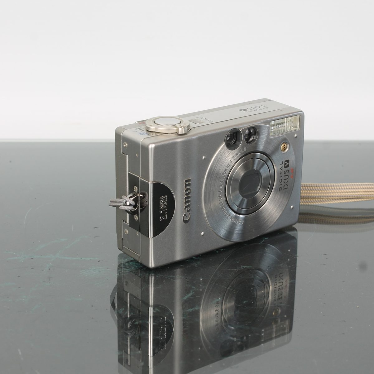 Canon Digital IXUS V