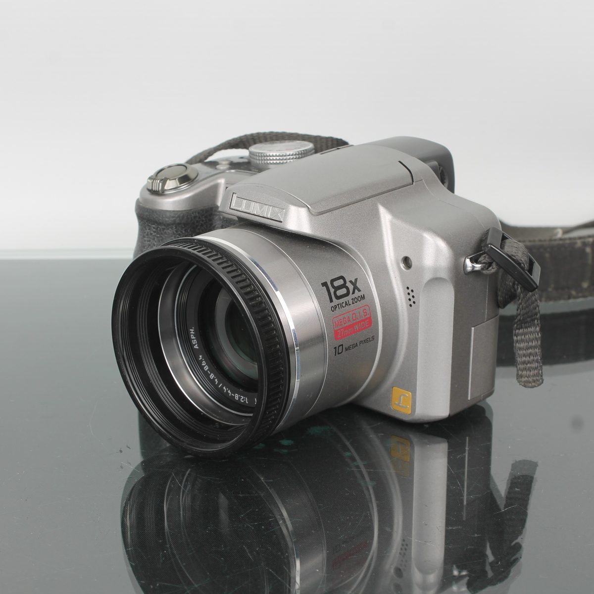 Panasonic Lumix DMC-FZ28