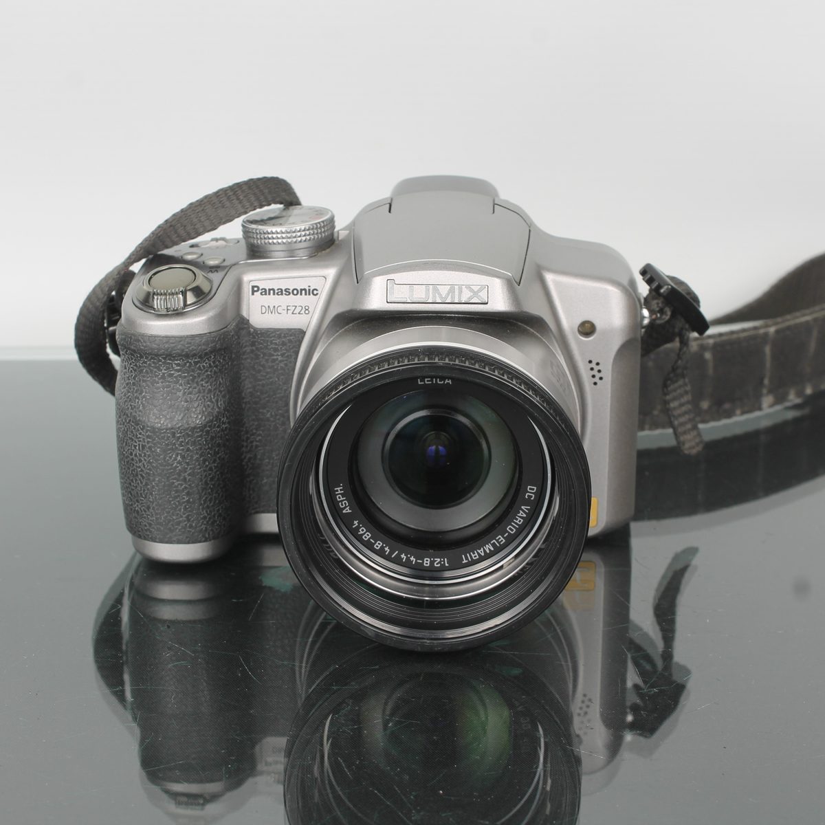 Panasonic Lumix DMC-FZ28
