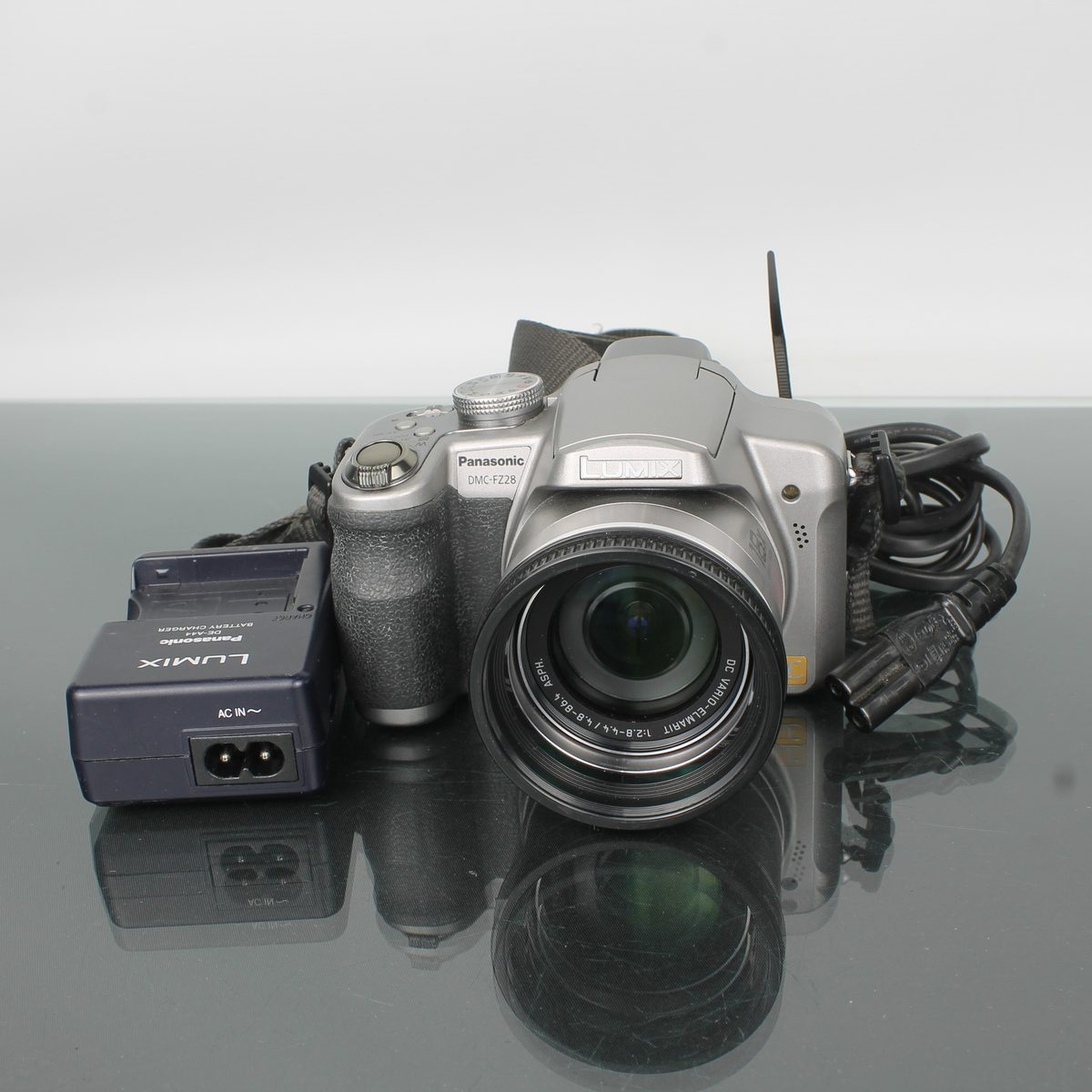 Panasonic Lumix DMC-FZ28