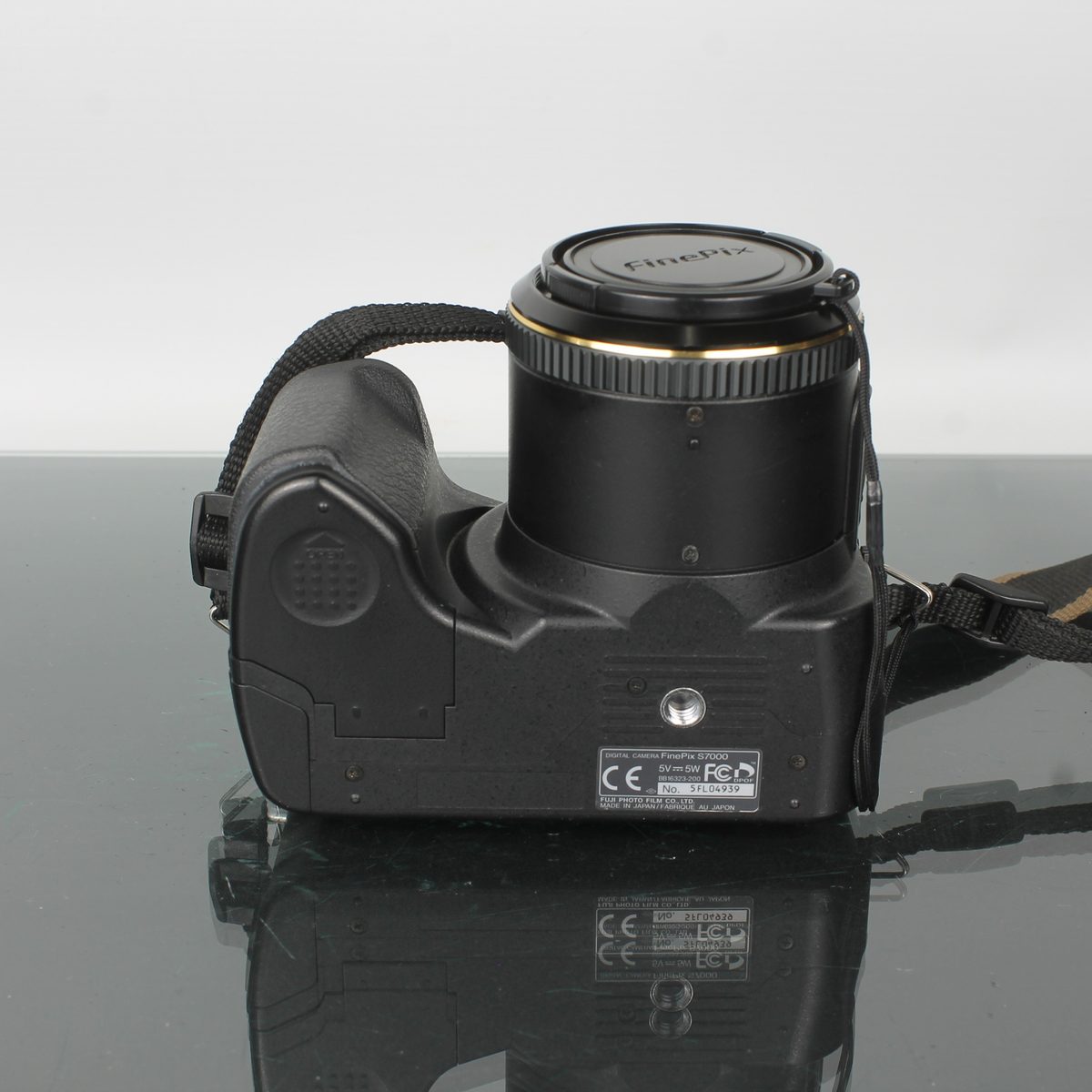 FinePix S7000