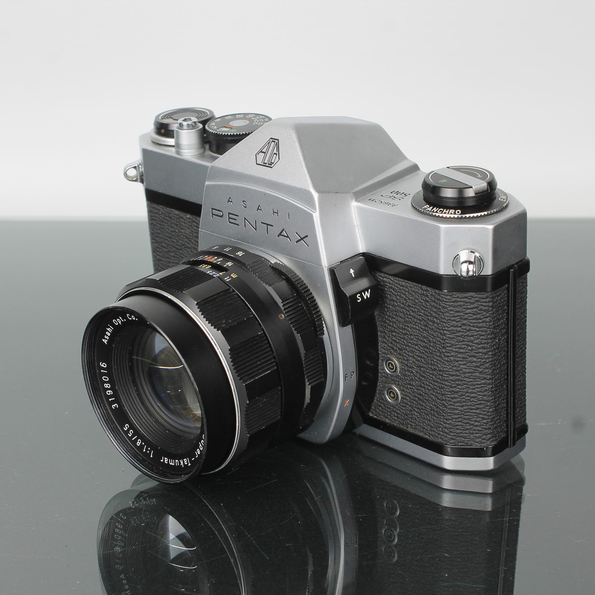 Pentax Asahi SP500 + Super-Takumar 1:1.8/55