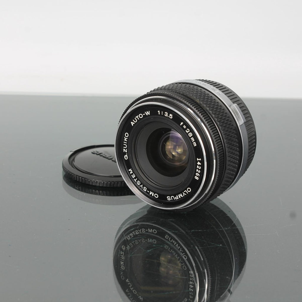 Olympus Auto-W 28mm f/3.5
