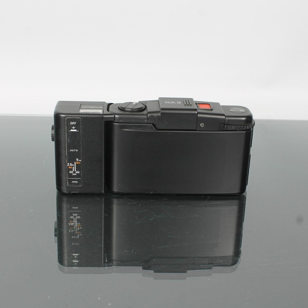 Olympus XA2