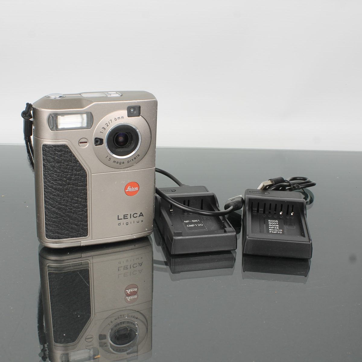Leica Digilux