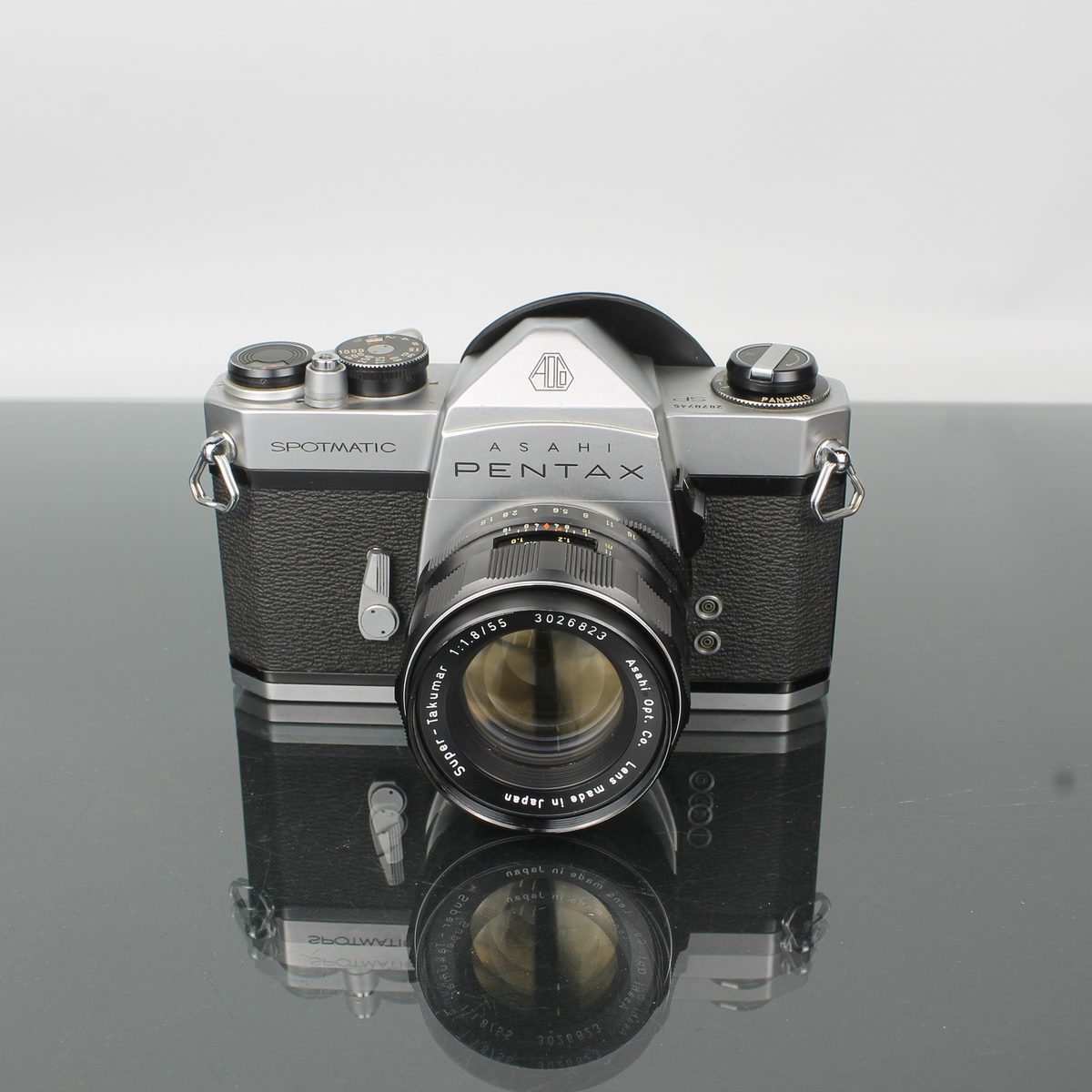Pentax Spotmatic SP + Super-Takumar 1:1.8/55