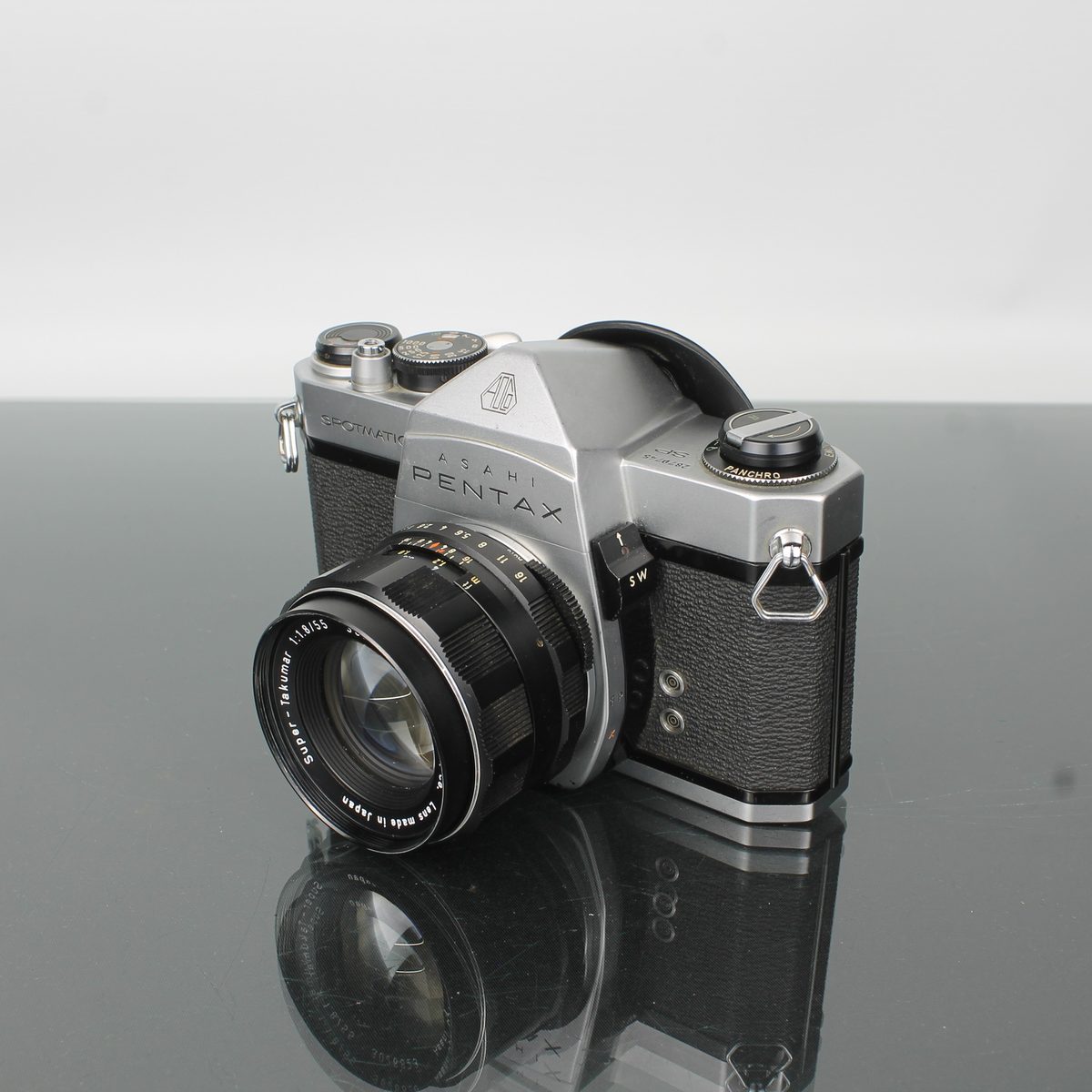 Pentax Spotmatic SP + Super-Takumar 1:1.8/55