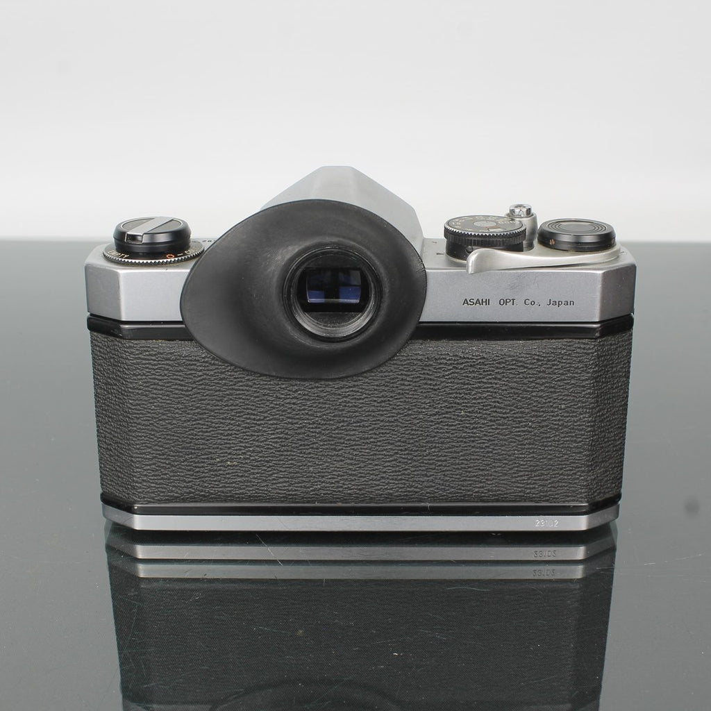Pentax Spotmatic SP + Super-Takumar 1:1.8/55