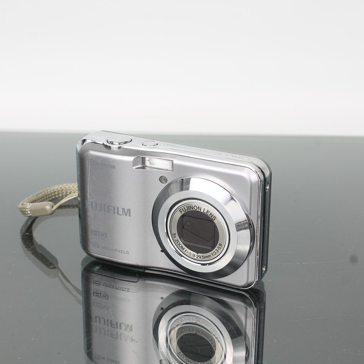 Fujifilm FinePix AX550