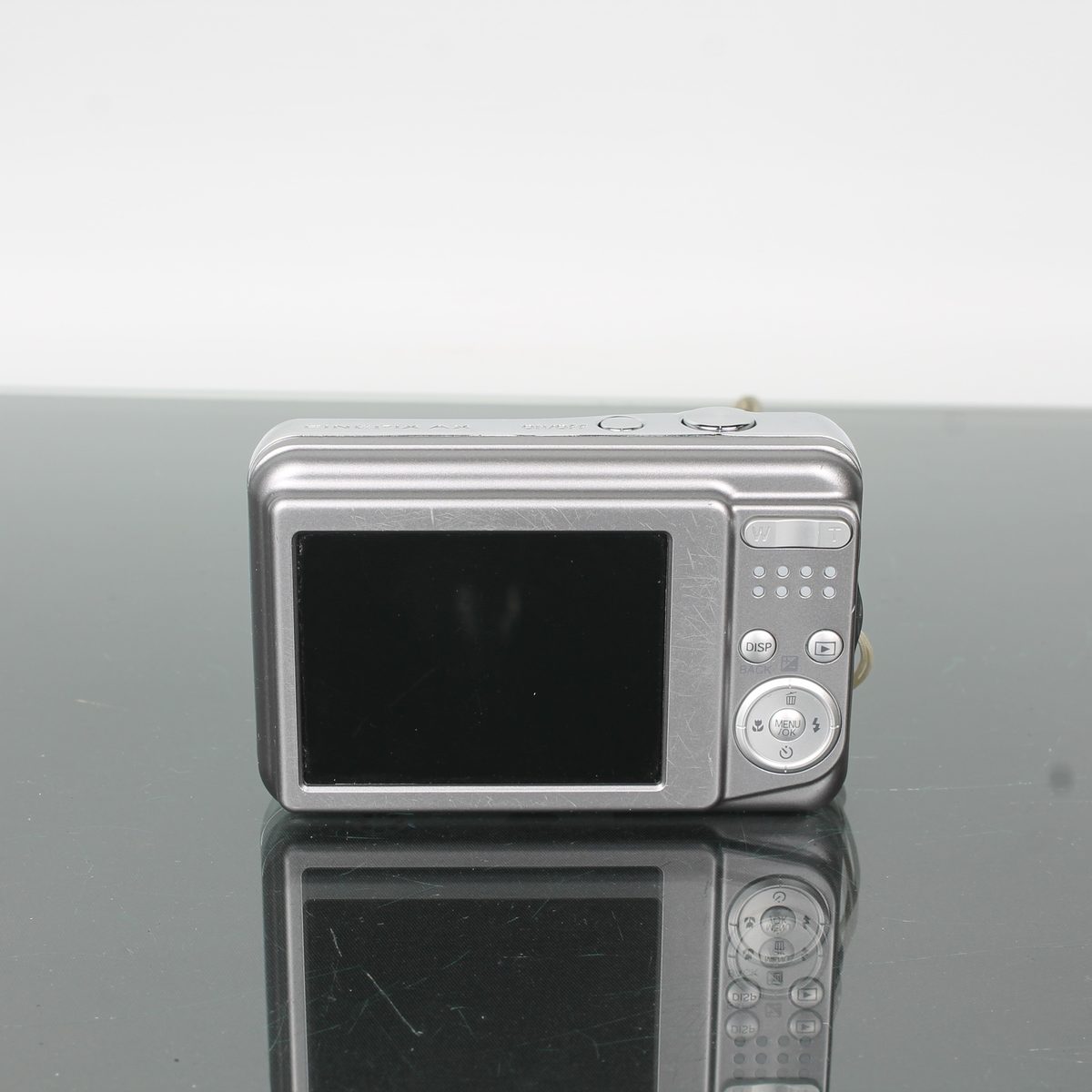 Fujifilm FinePix AX550