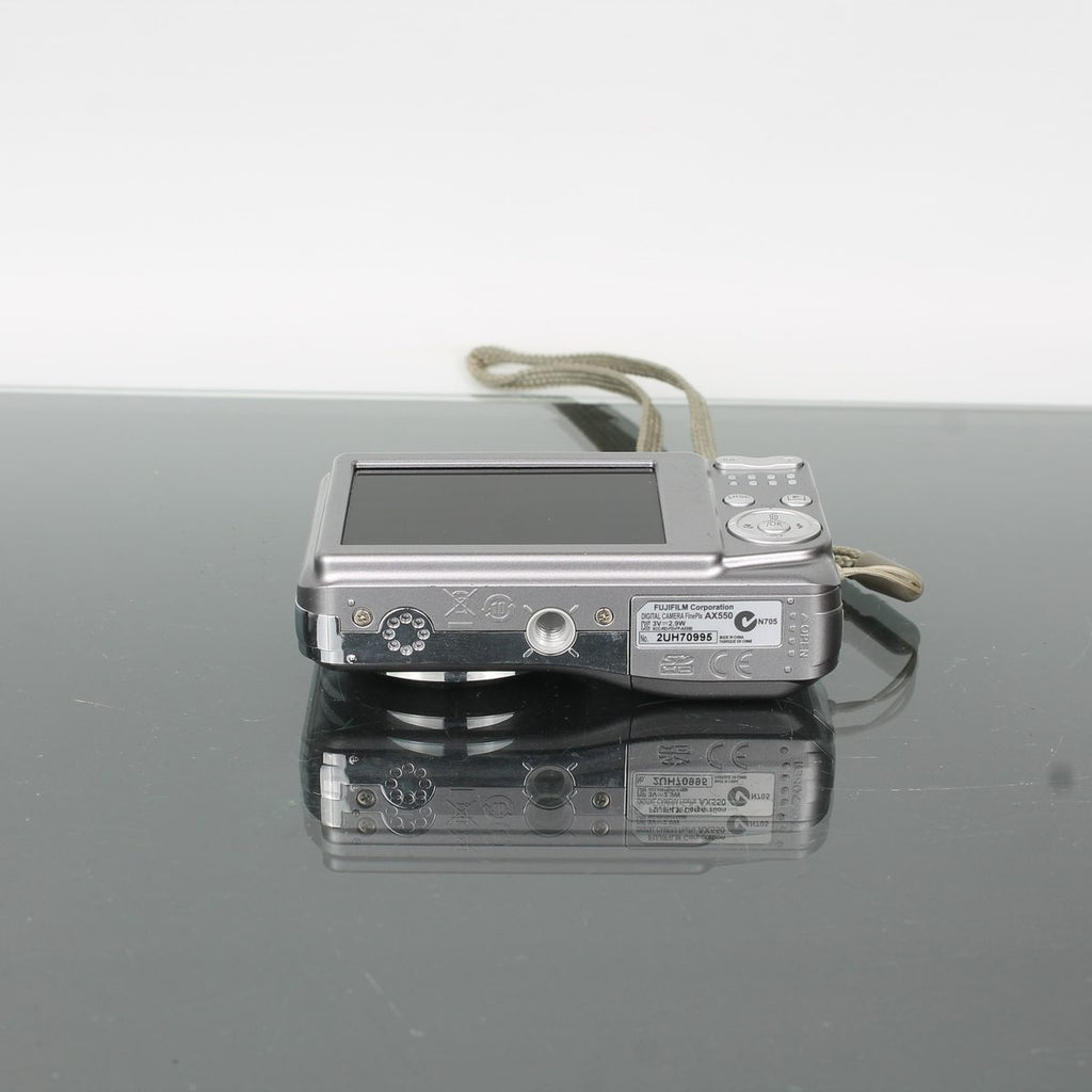Fujifilm FinePix AX550