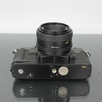 Minolta X-700 + Minolta MD 50mm 1:1.7