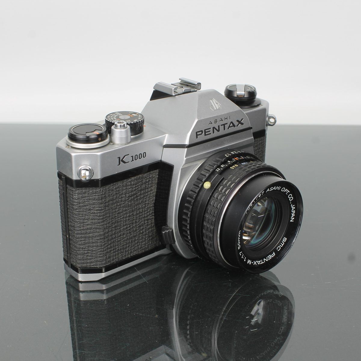 Asahi Pentax K1000 + SMC Pentax-M 50mm f/1.7