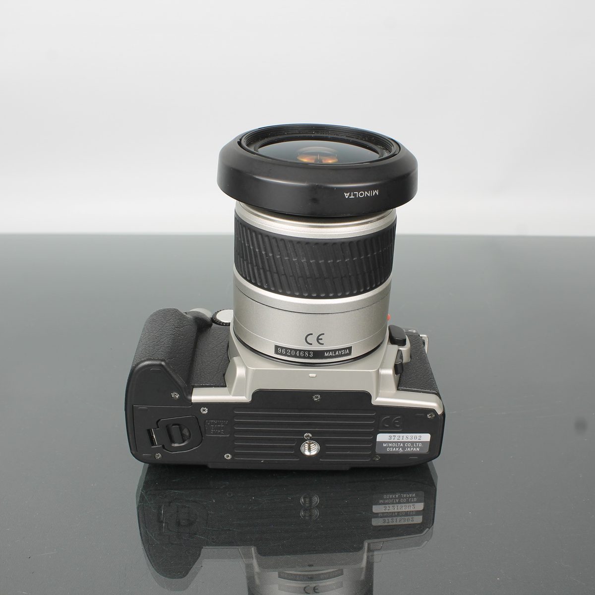 Minolta Dynax 4 + Minolta AF 28-80mm 1:3.5-5.6 D