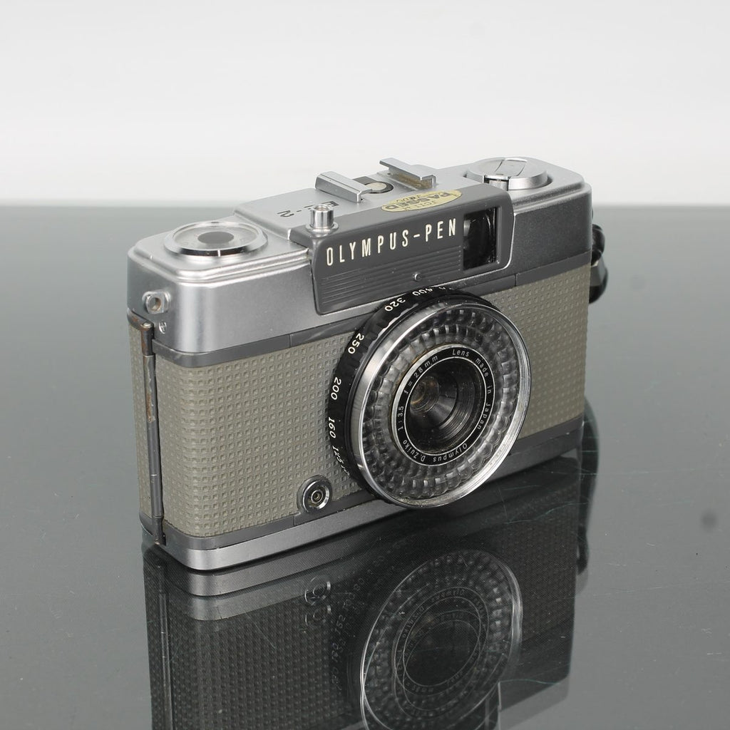 Olympus Pen EE-2