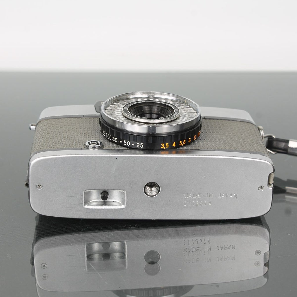 Olympus Pen EE-2