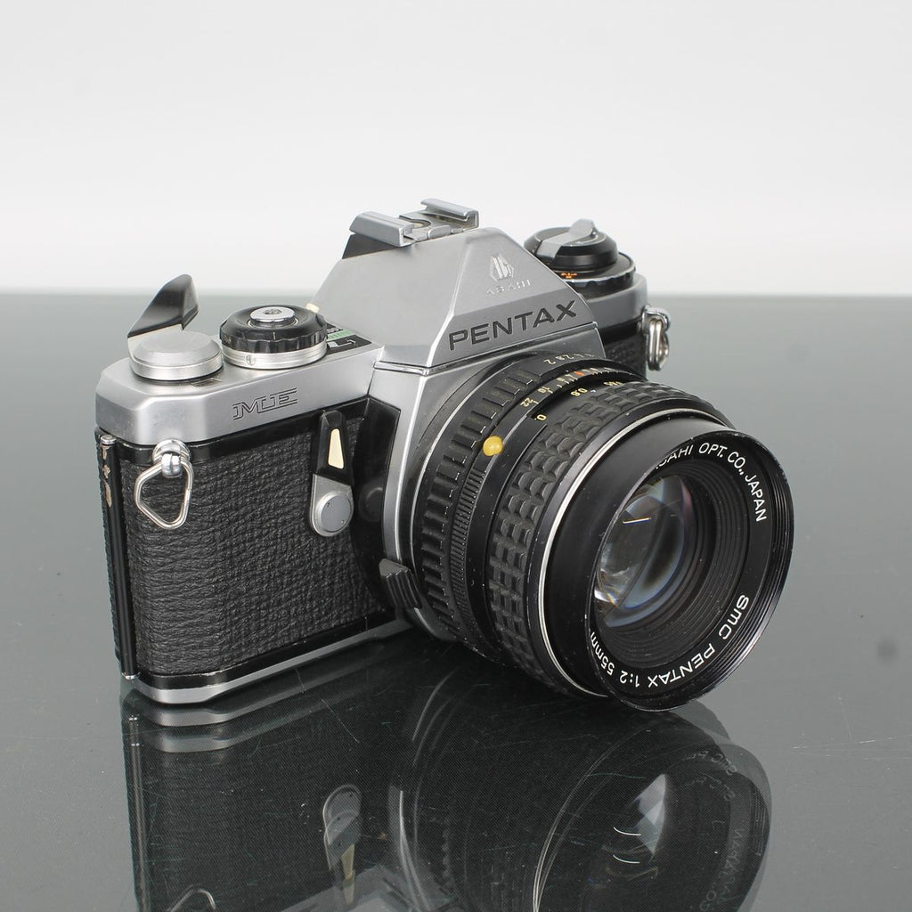 Pentax ME + SMC Pentax 1:2 55mm