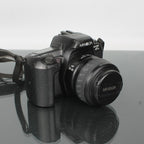 Minolta Maxxum HT Si + 35-80mm 1:4-5.6