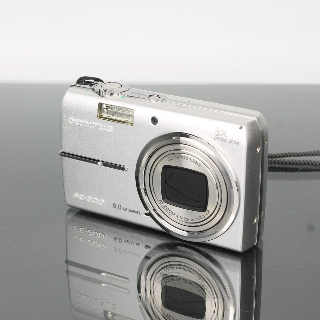 Olympus FE-200