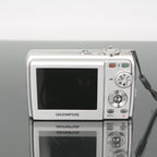 Olympus FE-200
