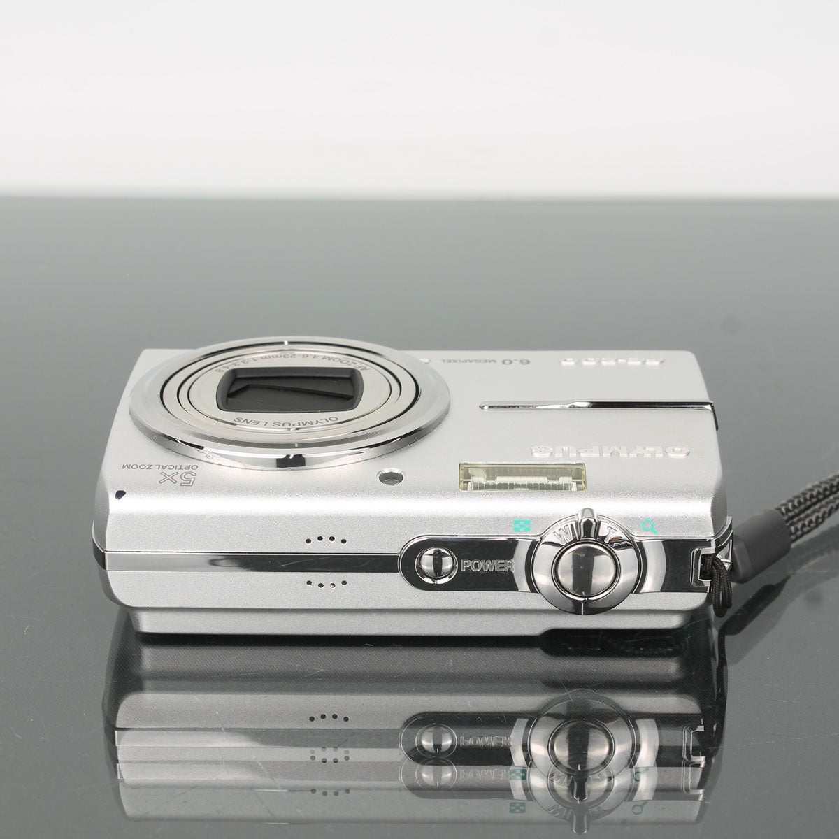 Olympus FE-200