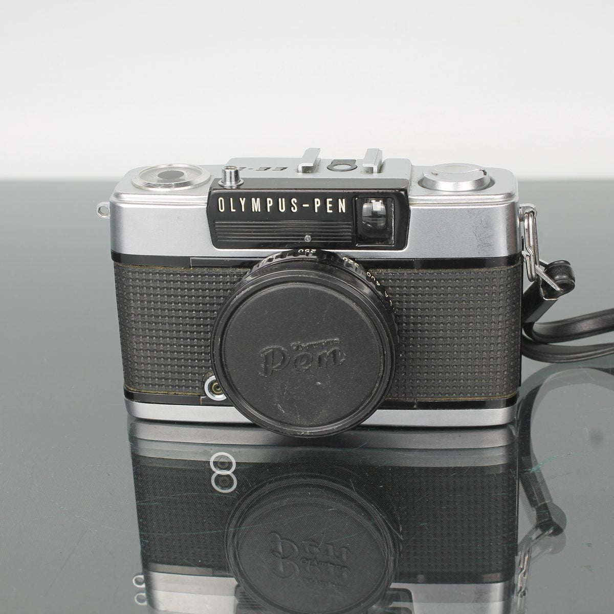 Olympus Pen EE-2 Half-Frame Film Camera | Compact 35mm – Dutch|Thrift