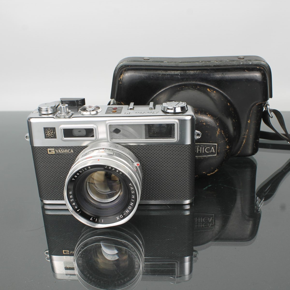 Yashica Electro 35 GSN 35mm Rangefinder Camera – Dutch|Thrift