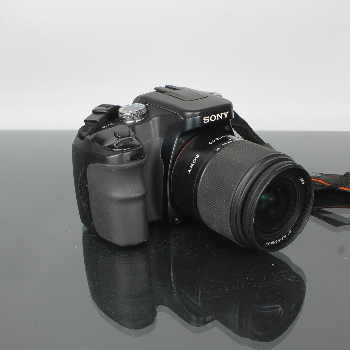 SONY α100/DT 3.5-5.6 18-70　（良品） Sony Alpha A-100 Digital SLT Camera Kit 18-70mm Lens – Dutch|Thrift