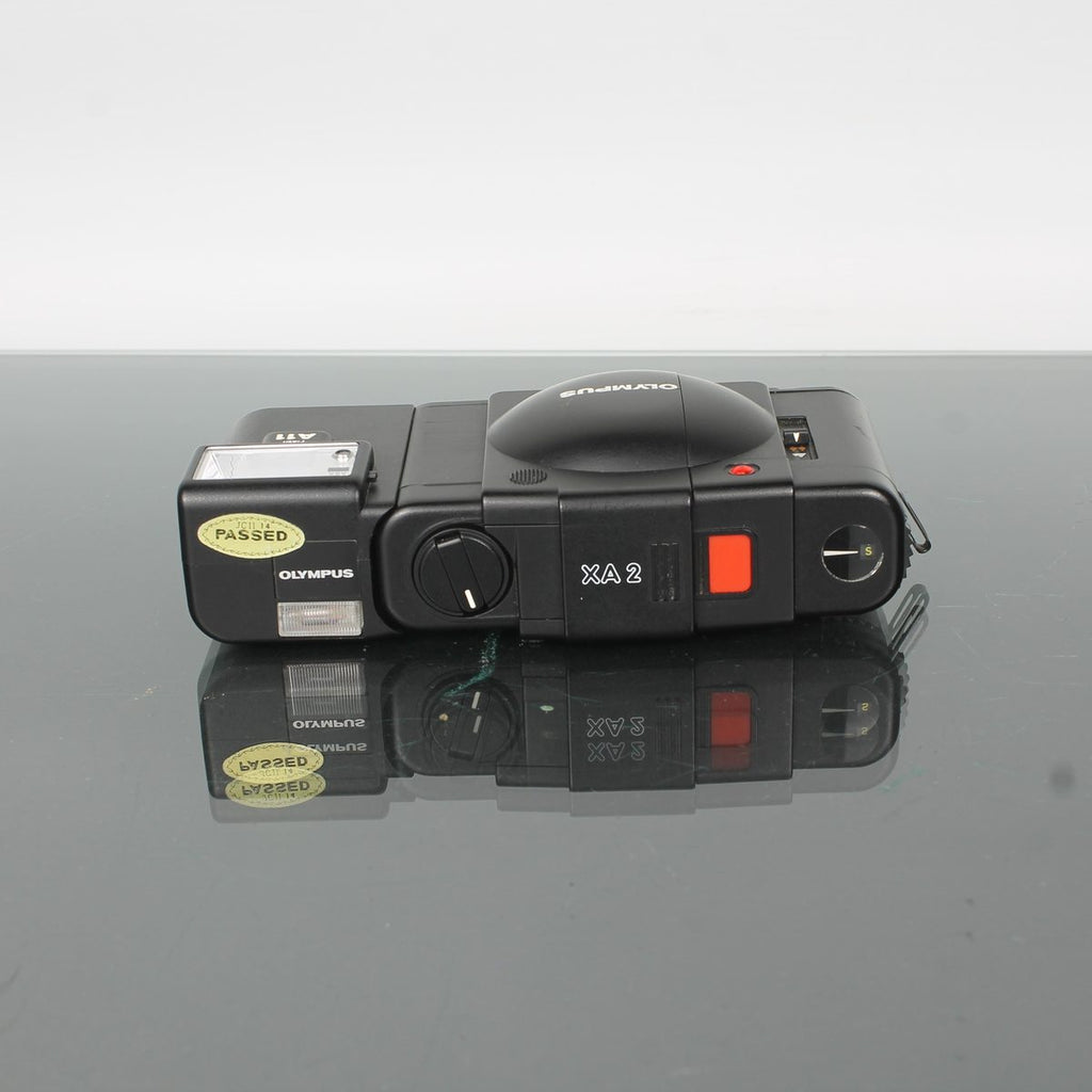 OLYMPUS XA2