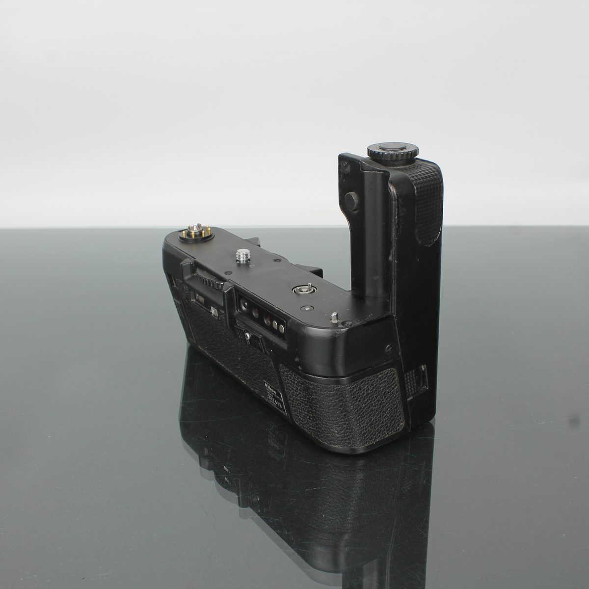 Nikon F3 HP with MD-4 Motor Drive | Professional 35mm SLR – Dutch