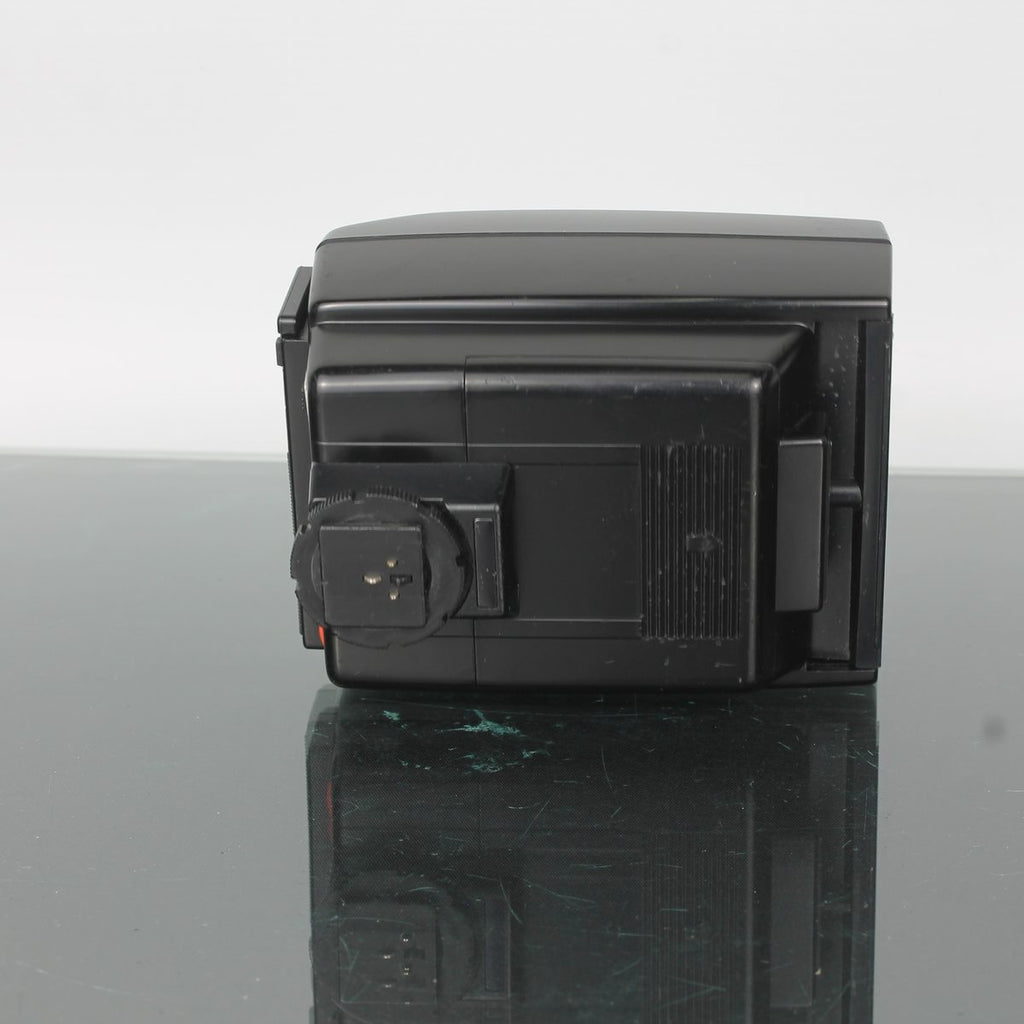 Olympus OM-2 T32