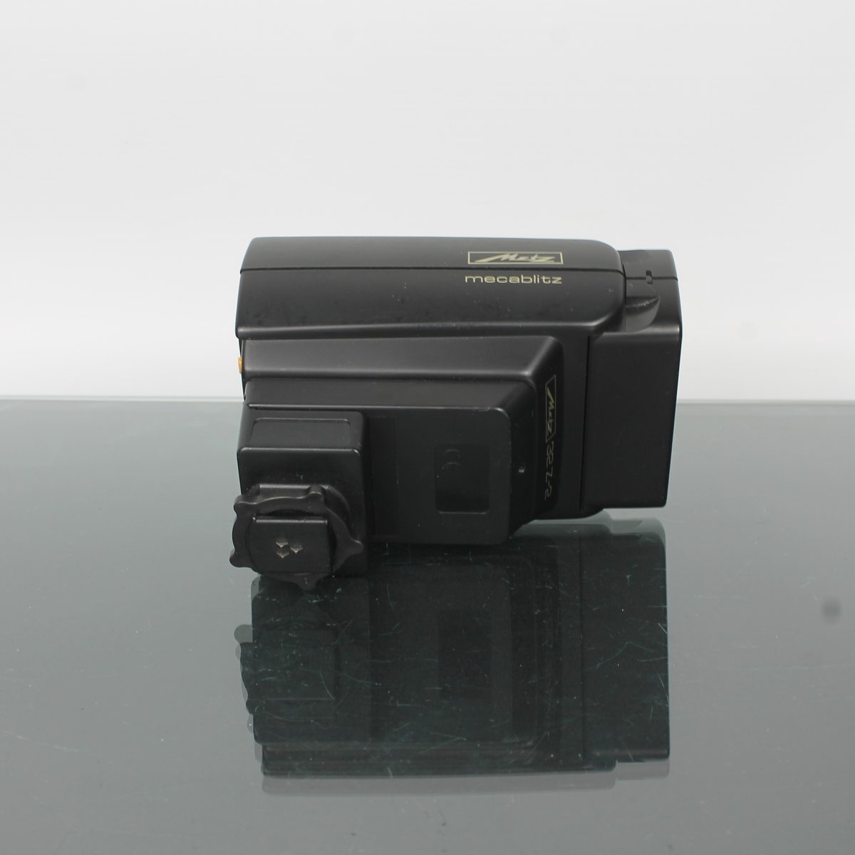 Metz 32 Z-2