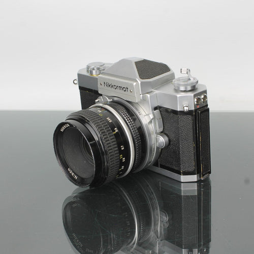 Nikon Nikkormat + Nikkor 50mm 1:2