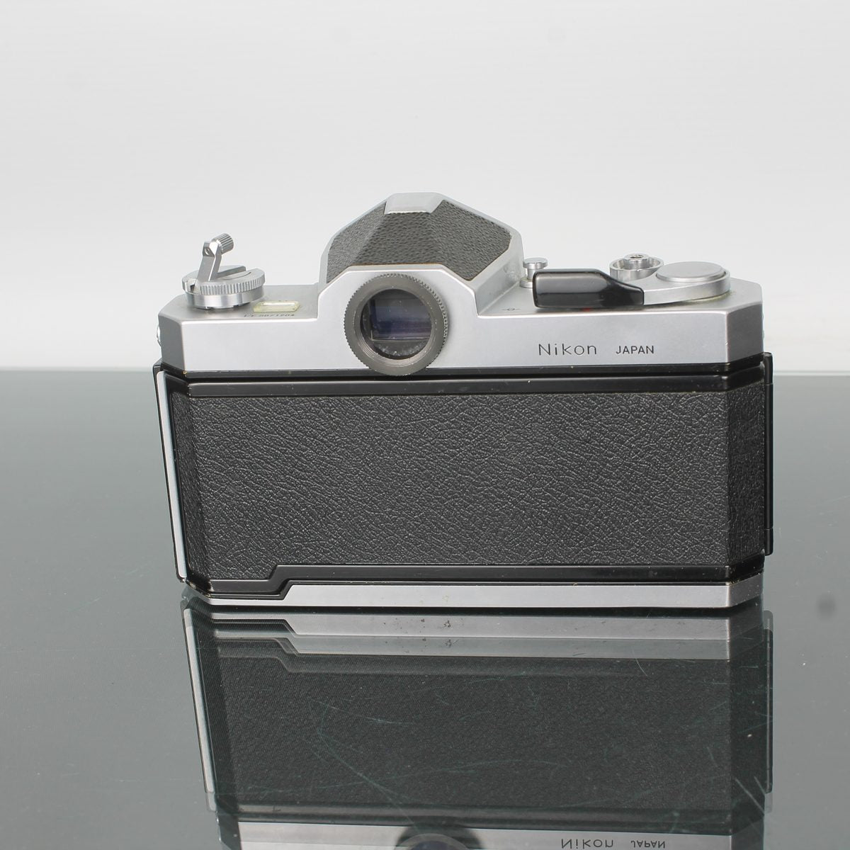 Nikon Nikkormat + Nikkor 50mm 1:2
