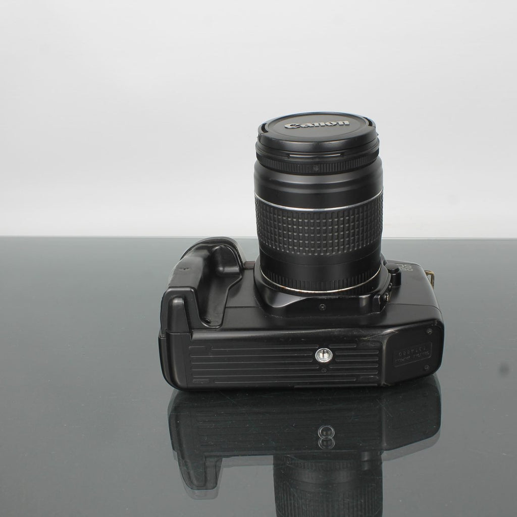 Canon EOS 650 + Canon Zoom Lens EF 28-80mm f/3.5-5.6