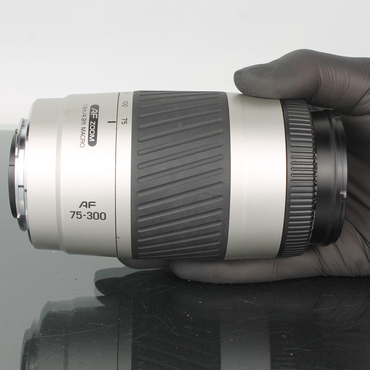 Minolta AF Zoom 75-300mm f/4.5-5.6