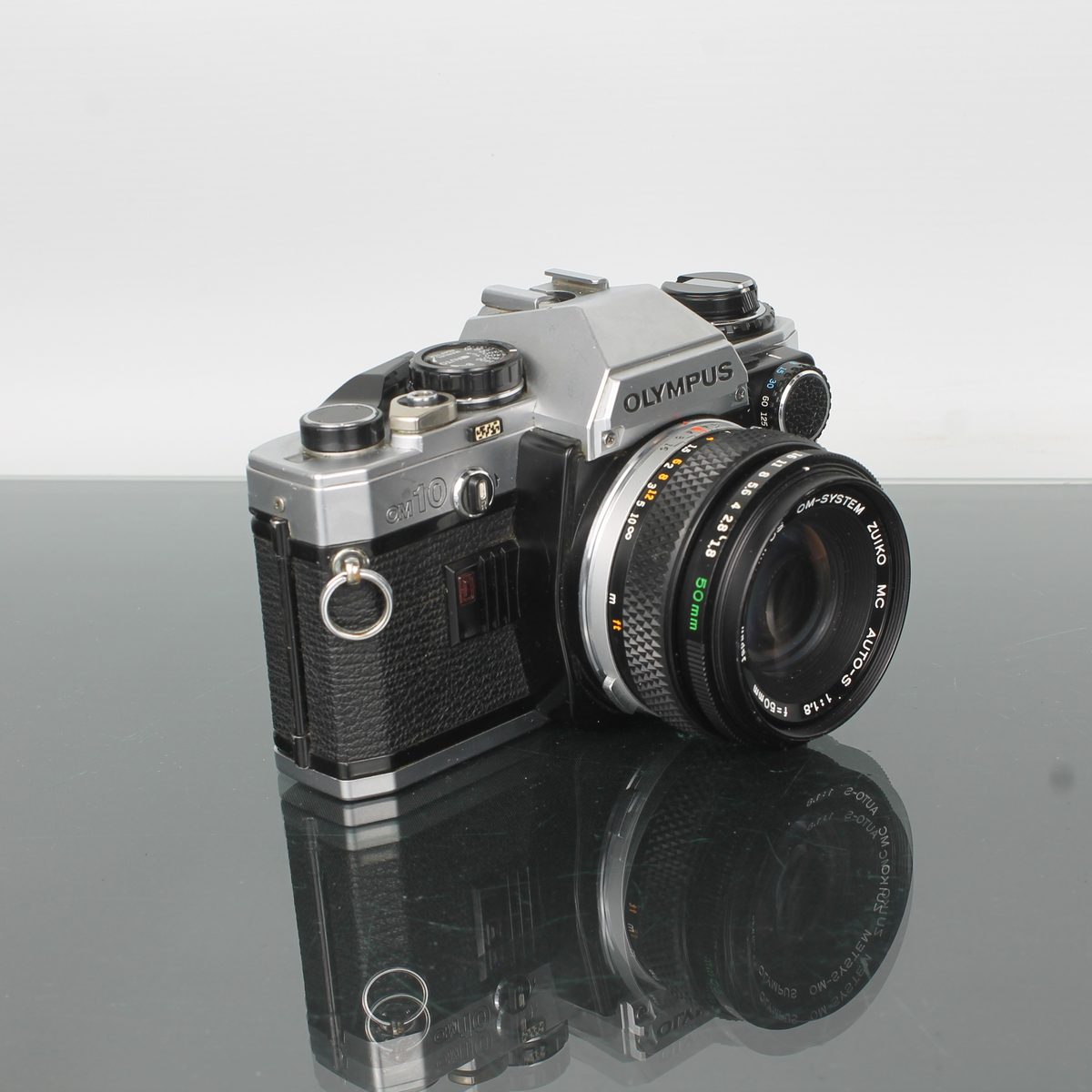 Olympus OM-10 + OM-System Auto-S 50mm f/1.8
