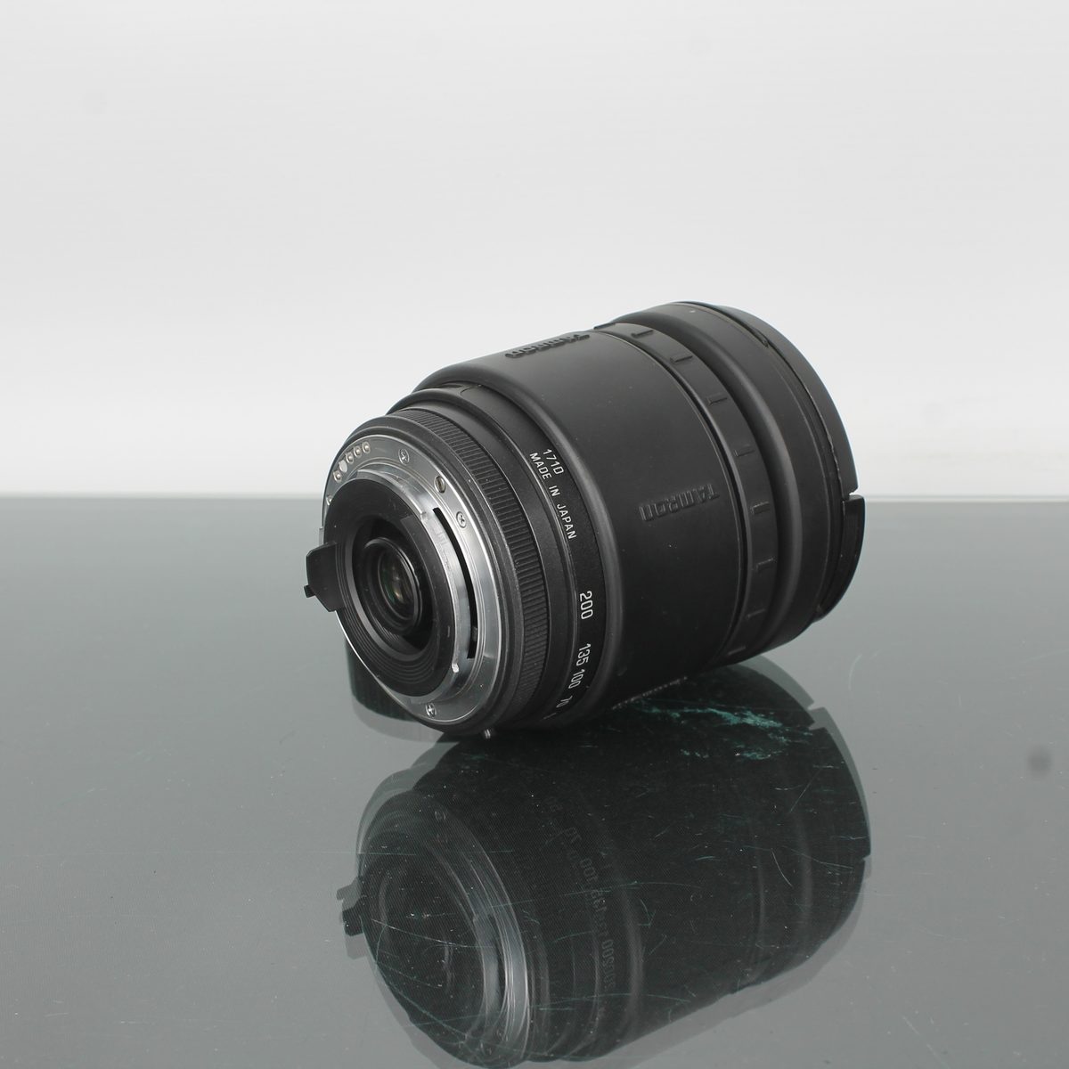 Tamron AF Aspherical 28-200mm f/3.8-5.6 Zoom Lens – Dutch|Thrift